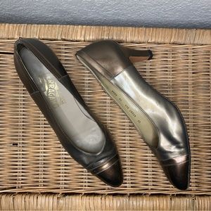 Salvatore Ferragamo Vintage Metallic Bronze Pump Size 10